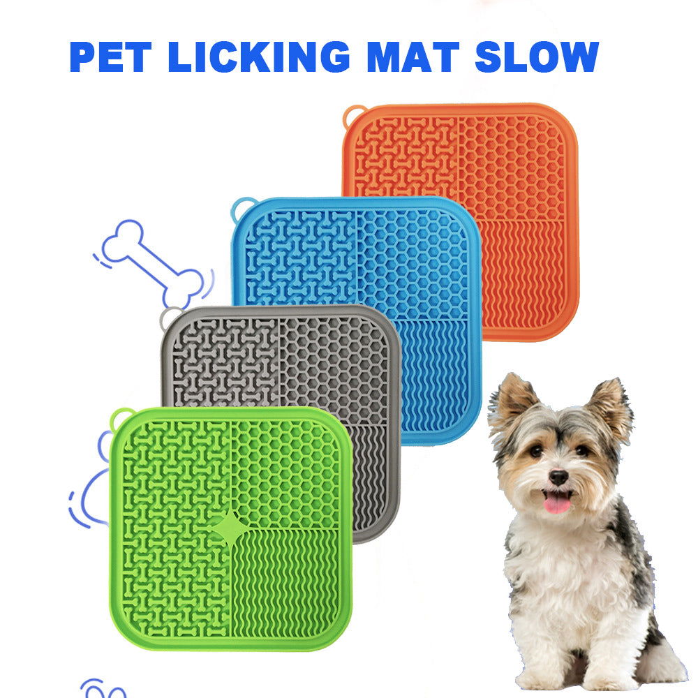 Lick mats in four colours